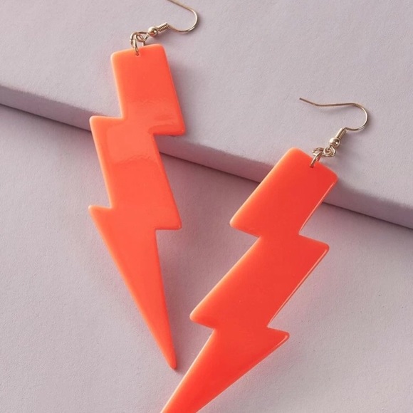 ⚡️ Retro style lighting bolt earrings ⚡️ - Picture 2 of 3